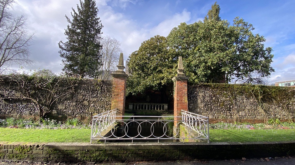 header home page 26-Water Garden